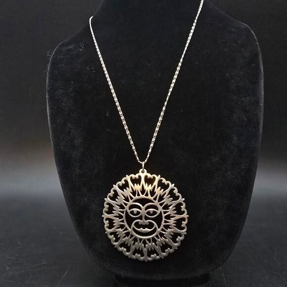 Reed and Barton Pewter Aztec Sun Face Necklace Pendant - Picture 8 of 8